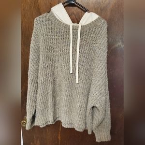 Beige sweater top with hood size XXL